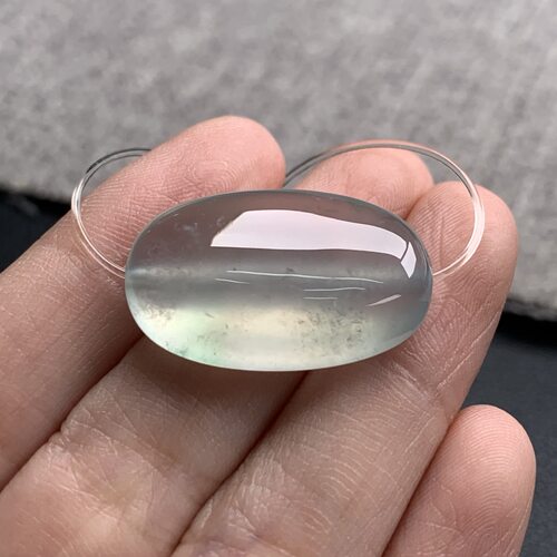 天然A货缅甸翡翠 扁珠 尺寸 : 25.3-15.9-8.4
