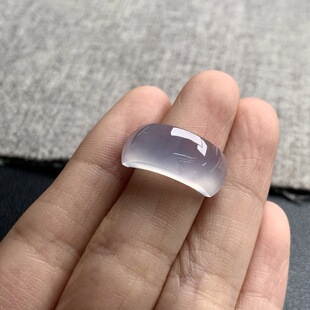 天然A货缅甸翡翠 马鞍 尺寸 : 20.7-8.2-5.9