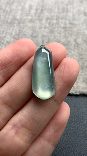 10.9 天然A货缅甸翡翠 24.9 尺寸 4.8 福瓜