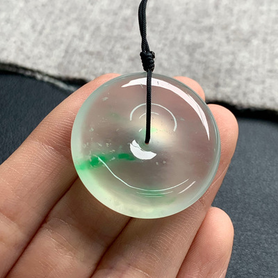 天然A货缅甸翡翠 平安扣 尺寸 : 30.1-6.8