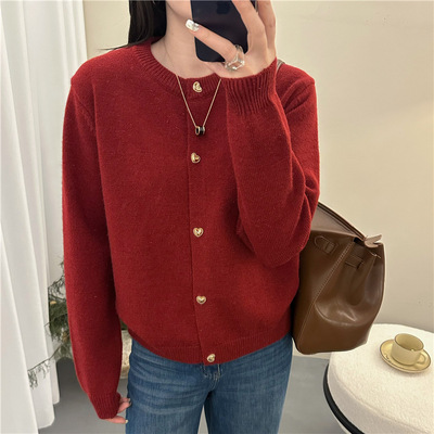 红色毛衣外套女秋冬穿搭2025新款爆款慵懒风高级感针织开衫上衣