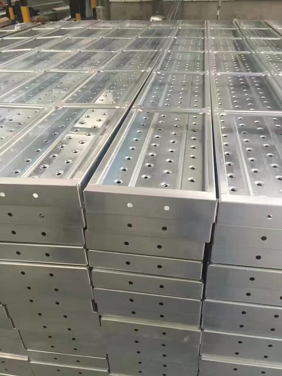 厂家直销热镀锌钢跳板建筑工地脚手架跳板脚手板长度可订做