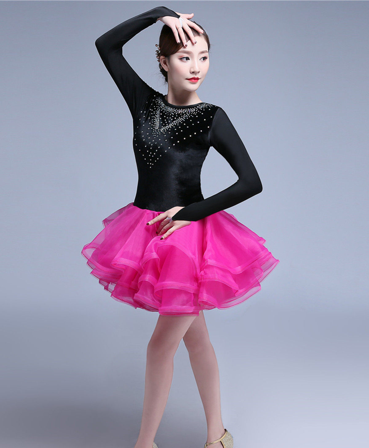 现代舞裙排舞比赛舞裙 恰恰 拉丁舞比赛服广场舞蹈三步踩吉特巴