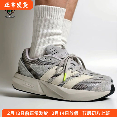 阿迪达斯男款轻便透气运动休闲鞋