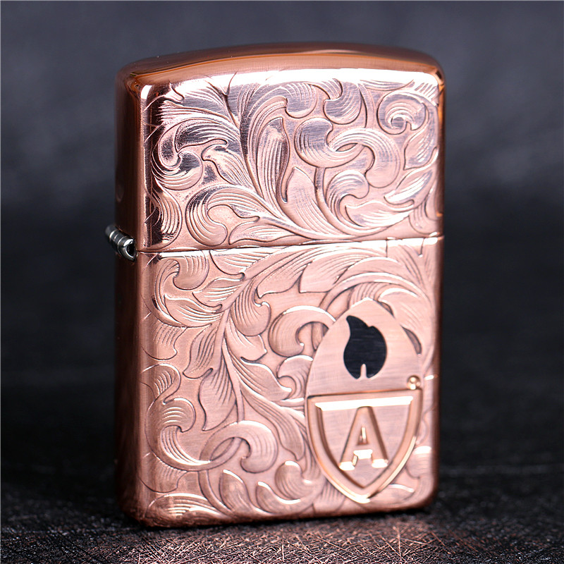 zippo芝宝煤油防风打火机紫铜外壳盔甲机黑内胆 雕刻唐草盔甲盾标