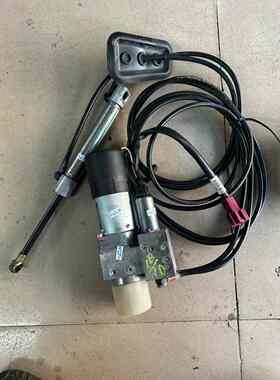 适用 奔驰 ML320 ML350 W164 尾盖泵