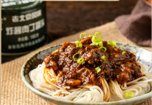 老北京风味炸酱肉丁罐头下饭菜拌面肉香辣猪肉红烧速食炸酱面专用