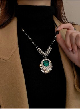 秋冬毛衣项链2021年新款潮镶钻椭圆形水晶项链气质高级感锁骨链女