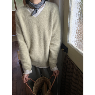 雏菊BellisPerennis2025AW 茶绿42%狐狸绒云朵毛绒感V领毛衣