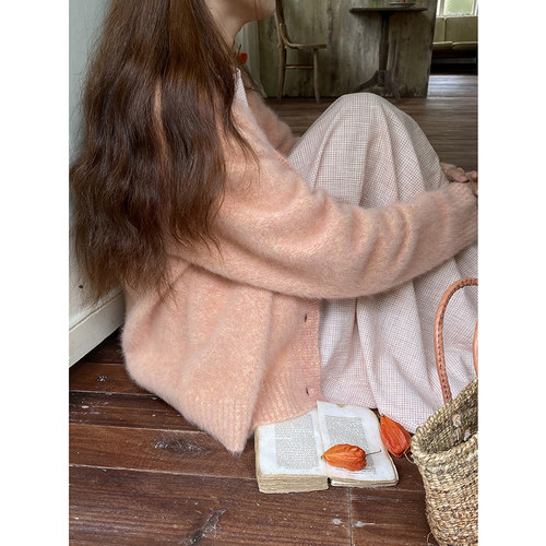 雏菊BellisPerennis2025AW 独家定制花纱90%狐狸绒厚款水蜜桃开衫