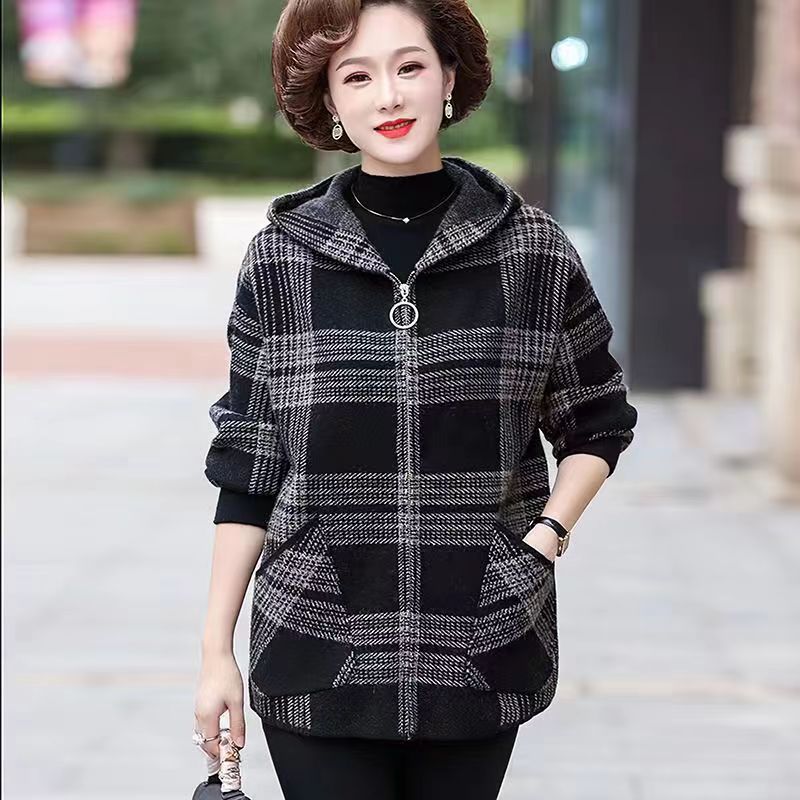 胖妈妈装正品外套宽松显瘦舒服