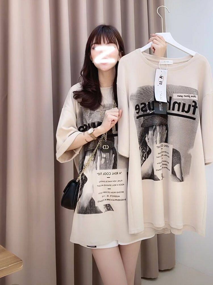 胖mm夏季设计感宽松显瘦休闲打底衫短袖t恤女胖子字母印花中长款 - 实物图