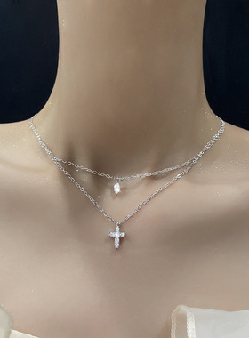宁宁精致双层叠戴十字架项链网红街拍水滴锆石颈链感锁骨链