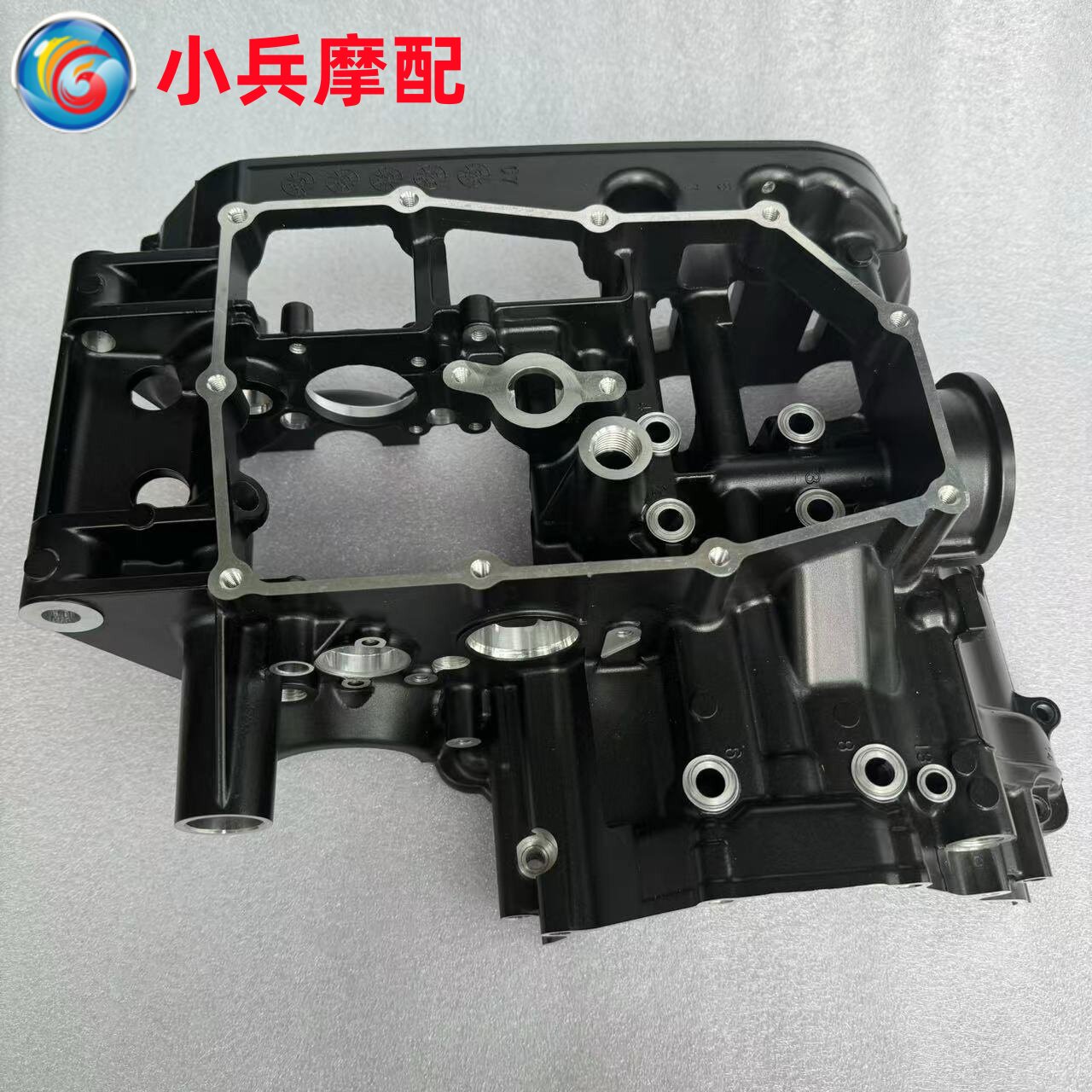 适用铃木骊驰GW250-A GW250S/F摩托车发动机曲轴箱下箱体 黑色