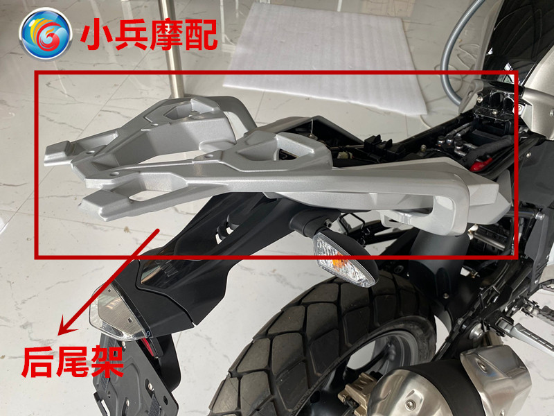 适用宝马g310gs摩托车街跑后货架