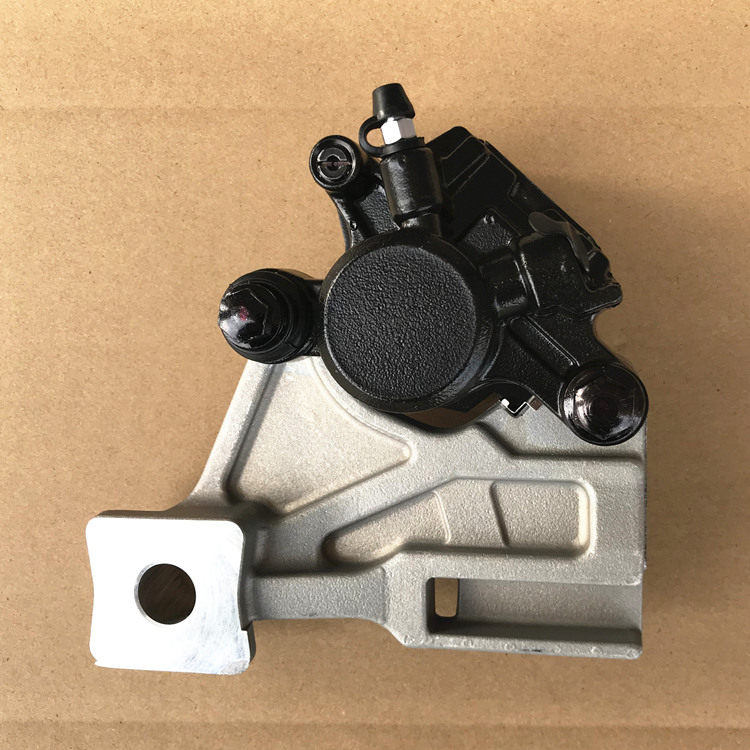 铃木跑车gsx250刹车下泵卡钳