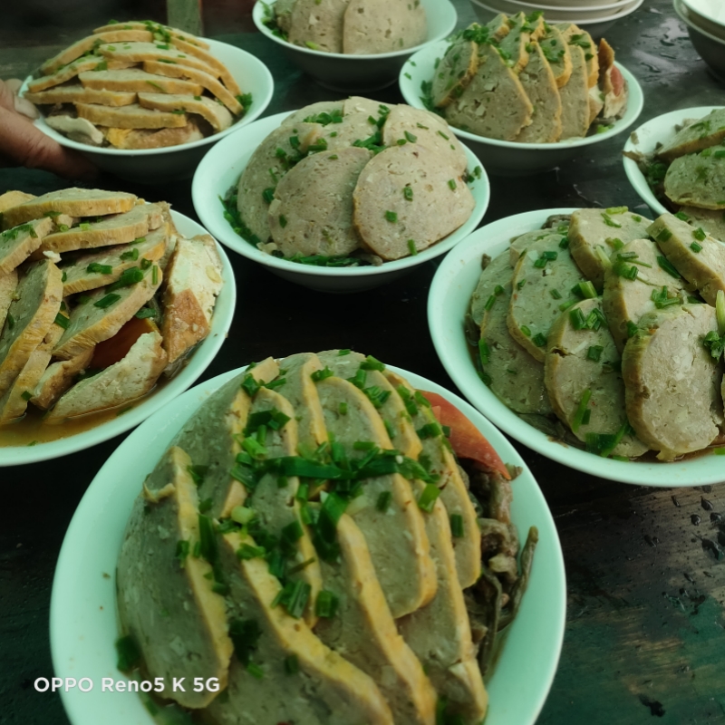 四川土特产南充达州巴中刀口圆子十大碗猪肉蛋丸子粑粑肉宴席菜