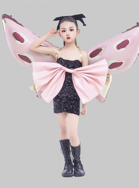 女童潮服爱豆表演打歌服玩偶主题走秀服大蝴蝶翅膀粉黑色奇异设计