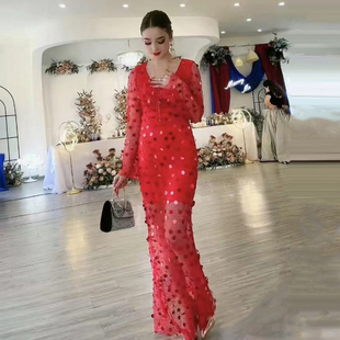 酒红色重工亮片V领长裙晚宴聚会主持人演出礼服高腰显瘦连衣裙女