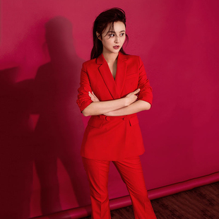 主持人晚宴聚酒会红色西装名媛气质小西服九分裤修身显瘦两件套女