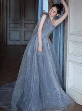法式单肩生日晚宴聚会网纱晚礼服长款婚纱气质名媛轻奢订婚连衣裙