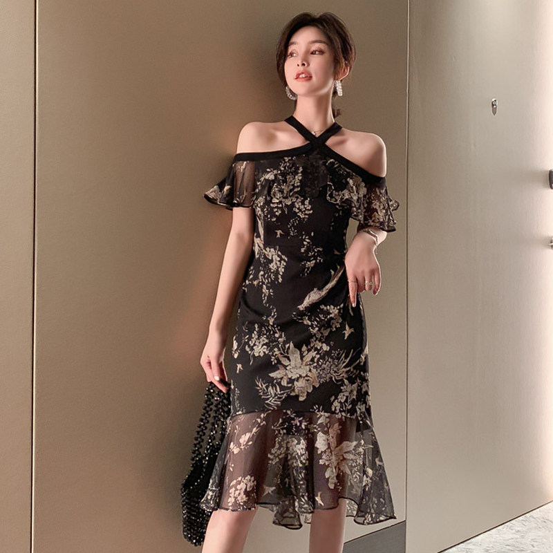 一字肩性感修身显瘦气质连衣裙女
