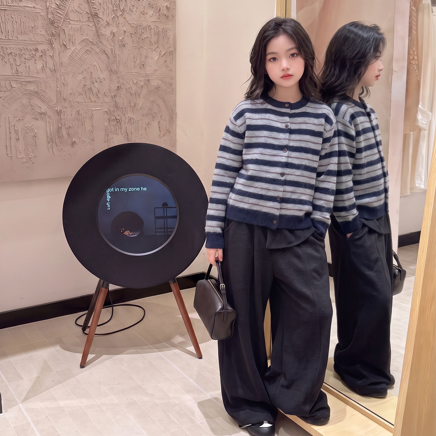 韩系女童条纹毛衣开衫2026秋季新款中大儿童甜美开衫毛衣秋装潮