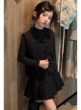 韩系女童呢子套装2026秋季新款儿童秋冬装马甲打底衫百褶裙三件套