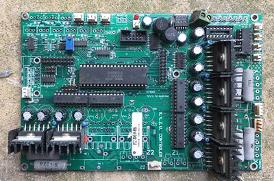 原装主板DesiQned  by  X.H.Q 控制B板SA04-060010