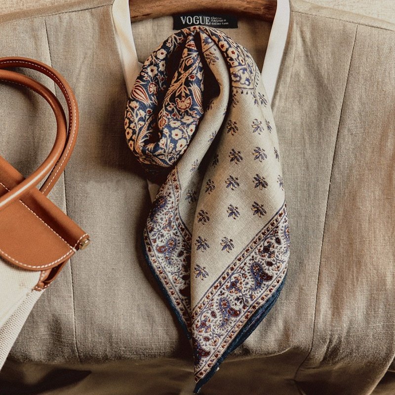 2025秋冬款方巾复古真丝羊毛丝巾女感外搭桑蚕丝围巾护颈巾,服饰配件/皮带/帽子/围巾,围巾/丝巾/披肩,淘宝优惠券,粉丝福利购,淘宝优惠卷