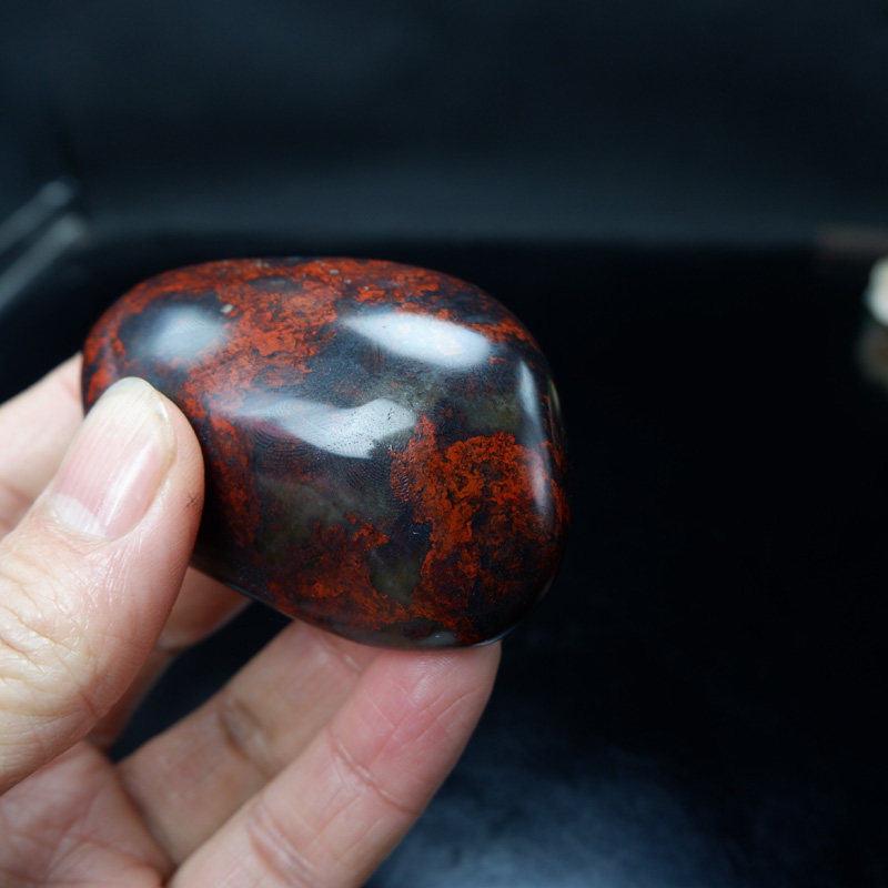 桂林鸡血玉天然原石手玩件鸡血石玉石玉器裸石手把件把玩1188