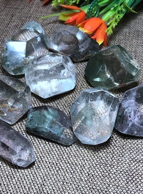 天然景石绿幽灵原石切割打磨摆饰