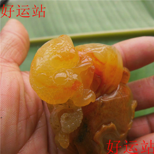 2021年定制新款黄龙玉籽料手把件