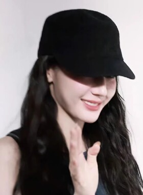迪丽热巴同款翻皮绒黑色马术帽