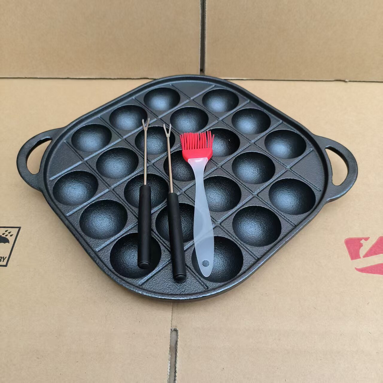 铸铁章鱼小丸子机家用模具无涂层煎锅不粘烧鹌鹑蛋虾扯蛋烤盘工具