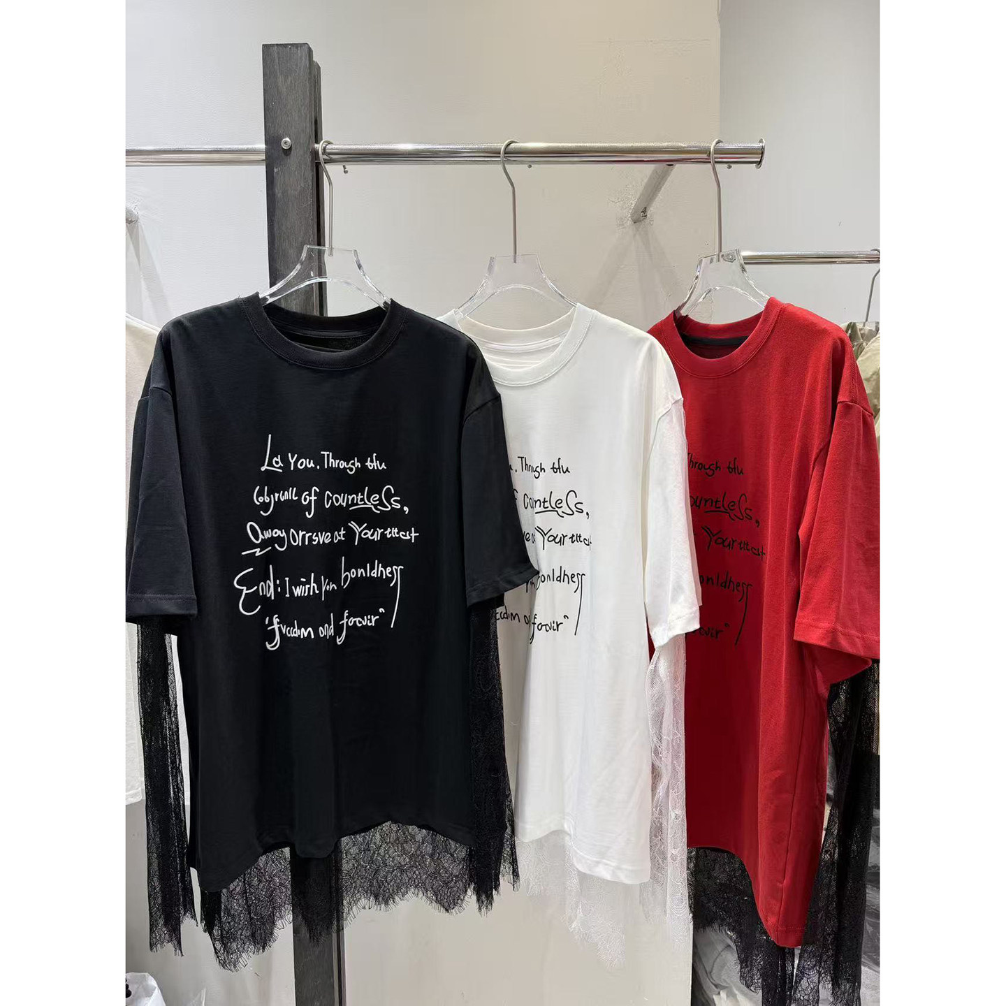 慵懒风圆领蕾丝拼接长袖假两件T恤女早春绝美花边宽松中长款上衣,女装/女士精品,T恤,淘宝优惠券,粉丝福利购,淘宝优惠卷