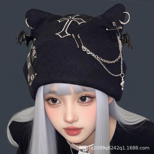 Unisex Y2K Punk Goth Beanie Cat Ear Chain Bat Pendant Wool