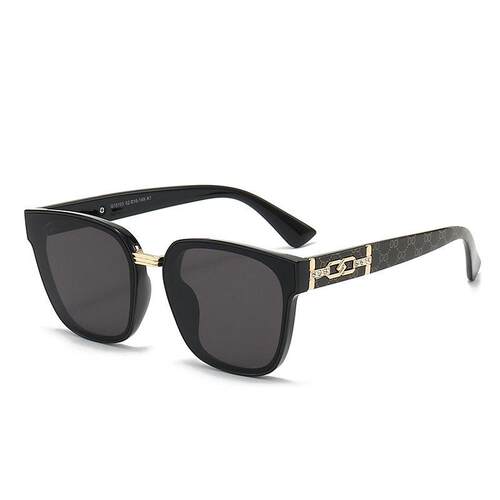 Retro Cat-Eye Sunglasses   Classic Tinted Lenses + Stylish