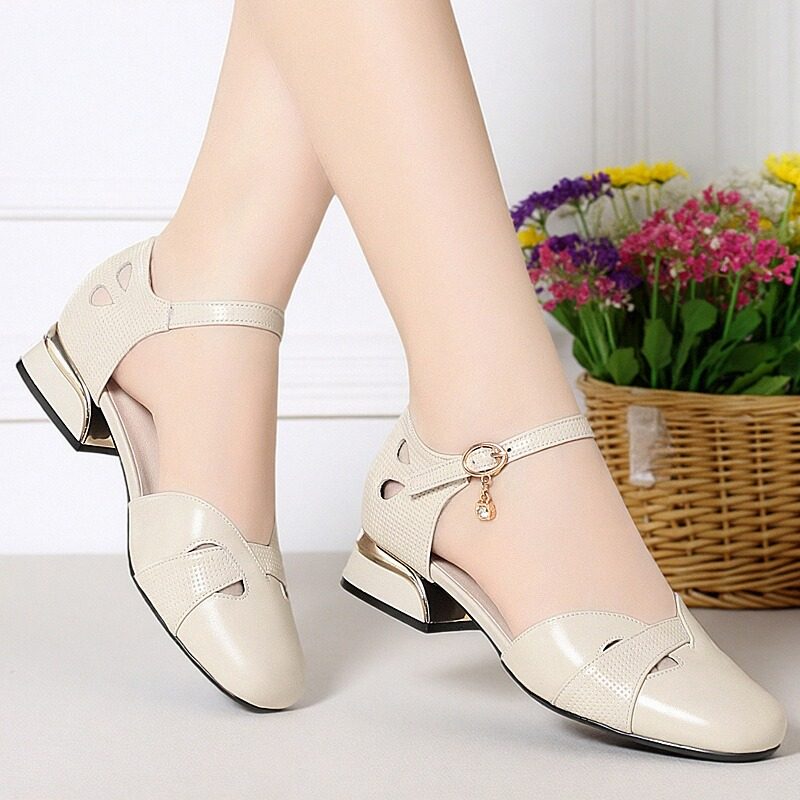 包头凉鞋女春夏天工作软底不累脚夏季真皮平底妈妈鞋皮鞋女鞋休闲