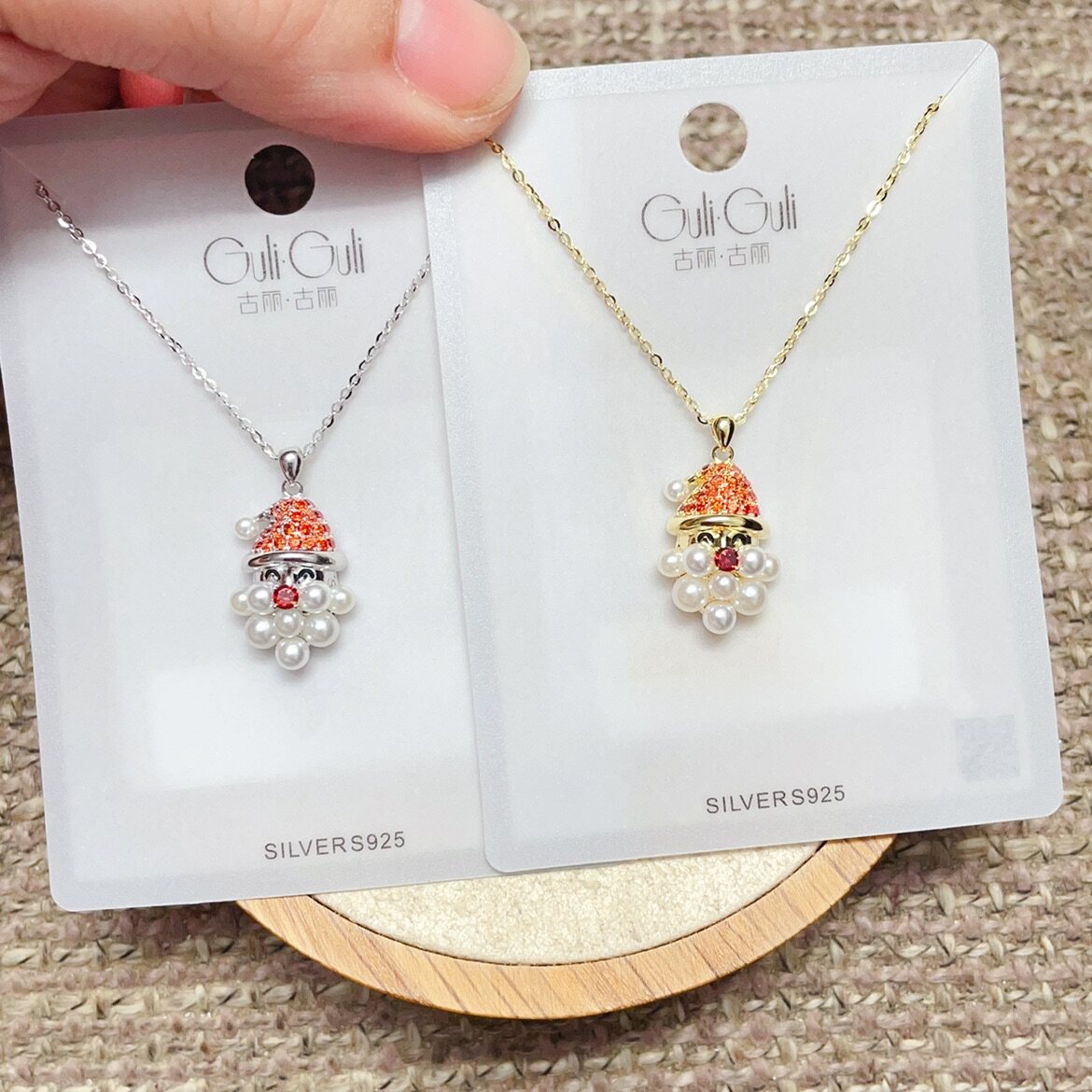 古丽古丽银饰S925银镀金微镶珍珠圣诞老人时尚锁骨项链女潮图片