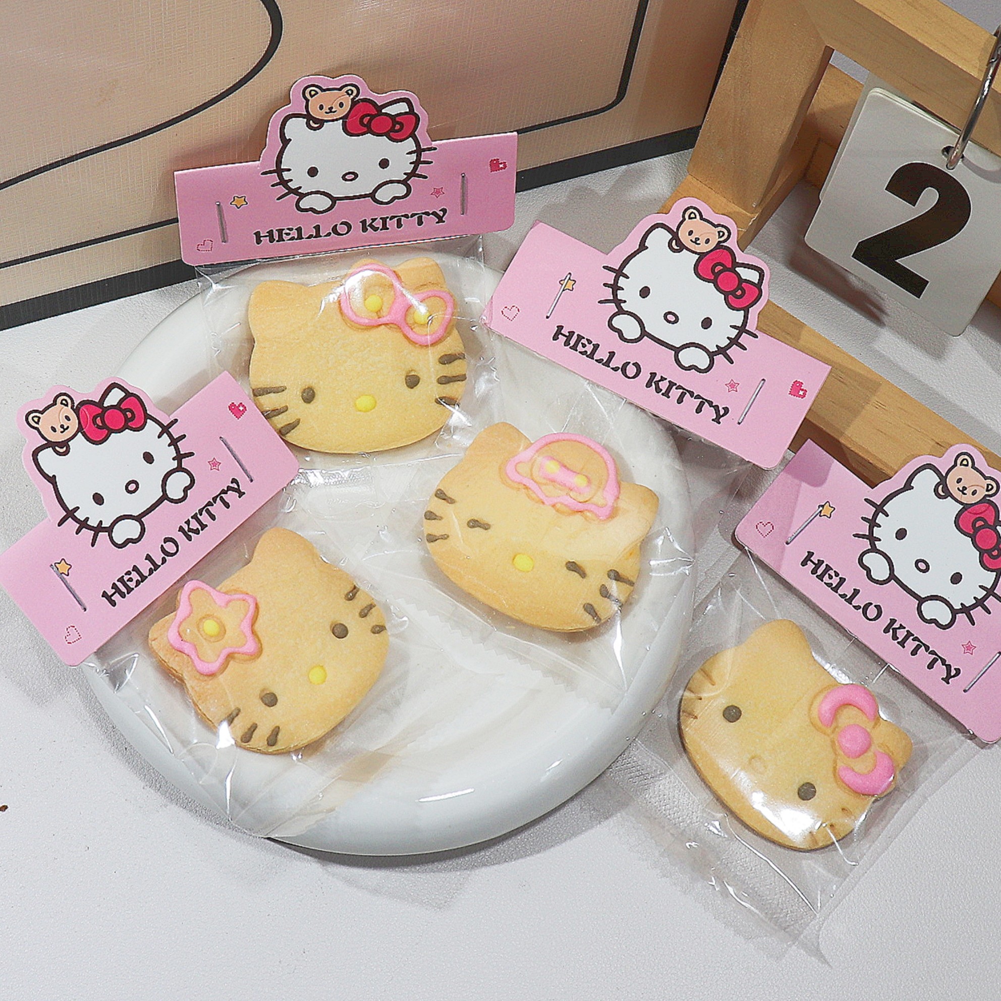 kitty猫饼干糖霜黄油曲奇手工礼盒蛋糕装饰甜品零食生日儿童礼物