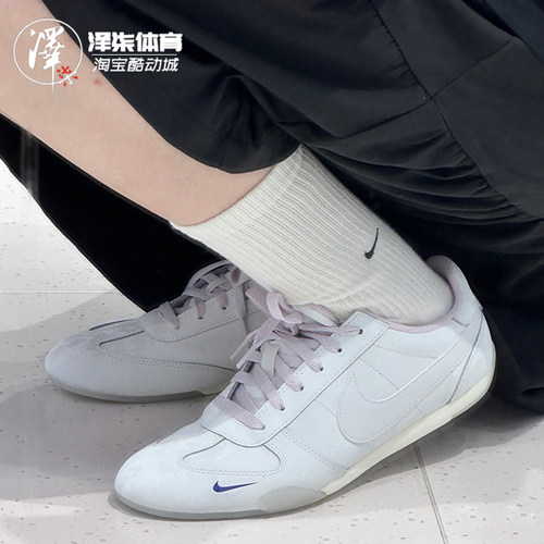耐克白色女款低帮复古运动休闲鞋