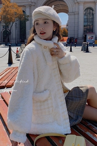 北极白羊羔毛小香风外套女2023秋冬新款甜美风设计感皮毛一体上衣图片