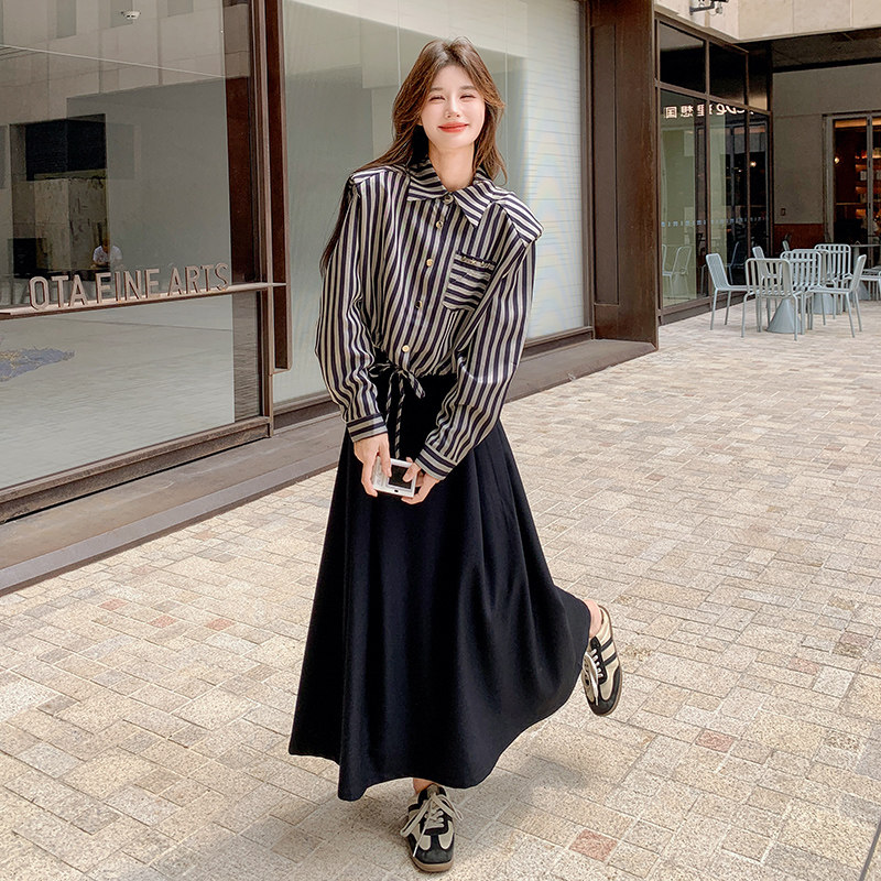 韩版时尚连衣裙女2025新款洋气减龄休闲条纹衬衫半身裙图片