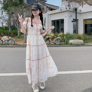法式俏皮减龄泡泡袖连衣裙女2025夏季新款韩版收腰显瘦甜美长裙子
