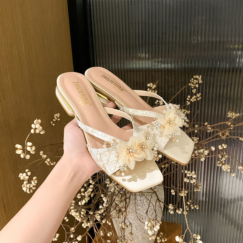山茶花低跟凉鞋女2025夏季新款韩