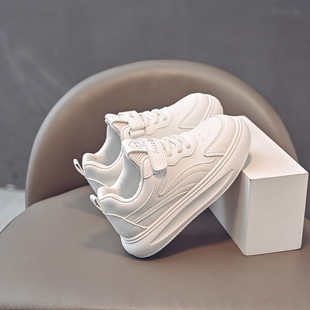 新款儿童运动鞋防滑休闲百搭平底潮鞋男孩皮面板鞋女童小白鞋子