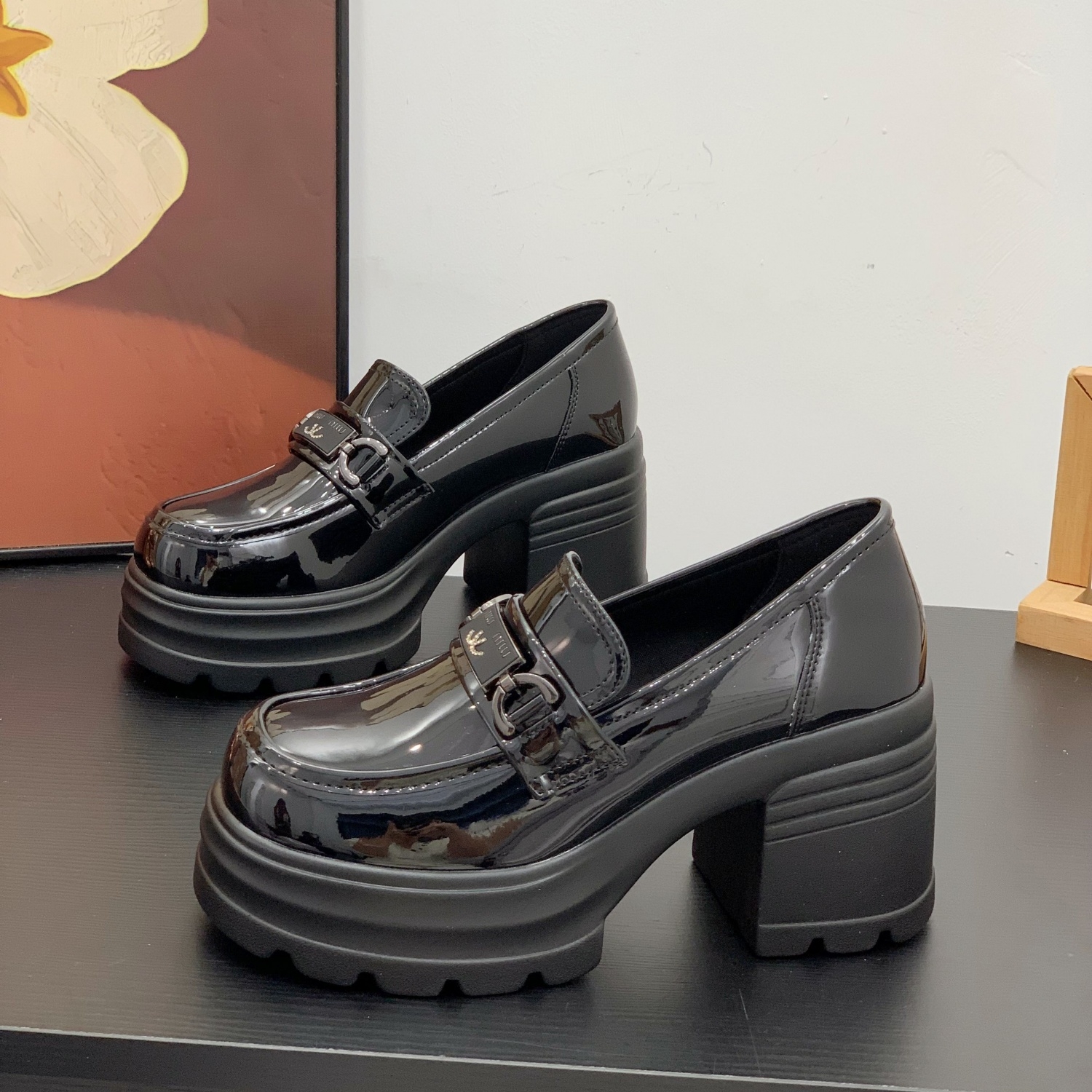 谁穿谁好看的8cm粗跟英伦乐福鞋