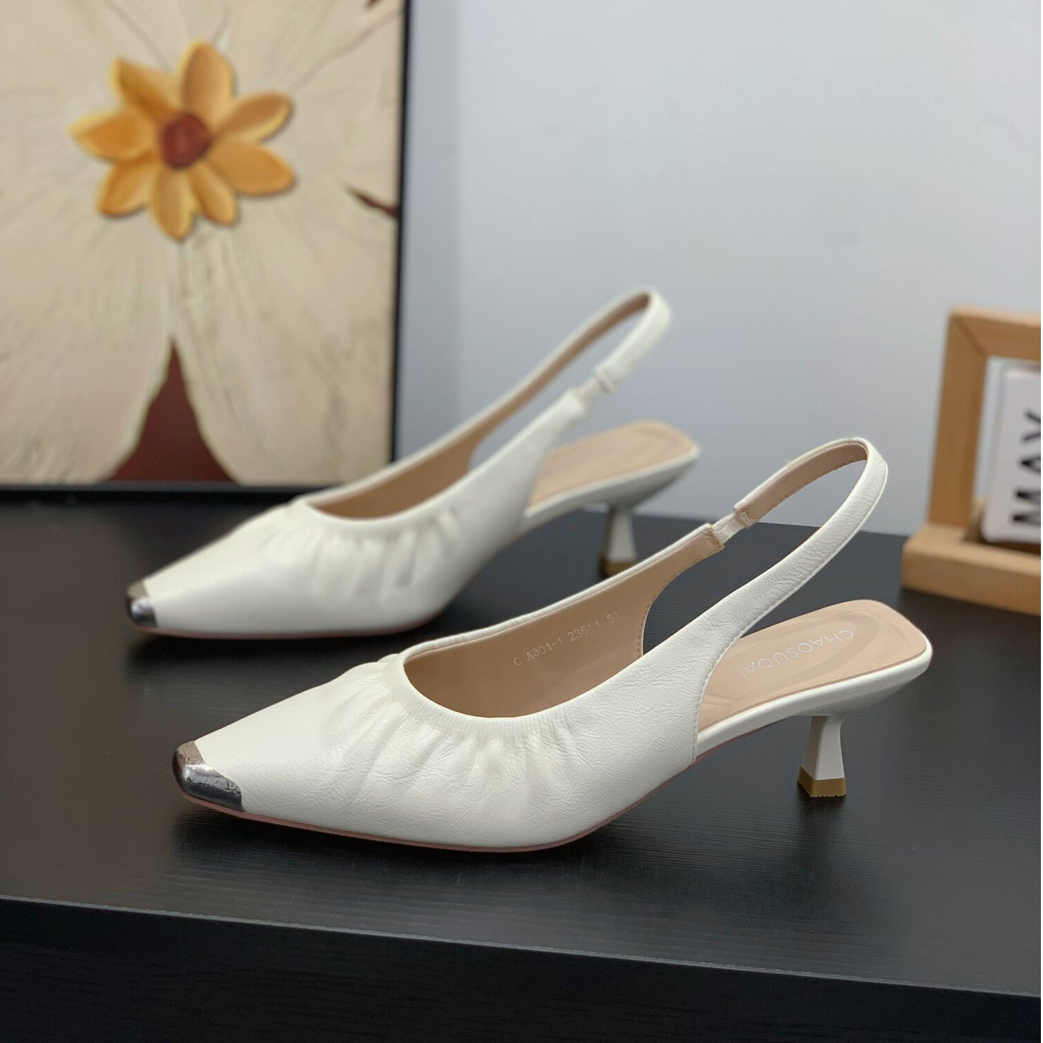 包头凉鞋女2026新款夏季细跟5cm方头后绊带猫跟配裙子气质高跟鞋