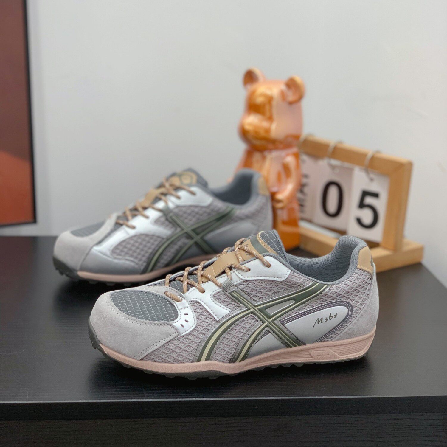 爆款网面德训鞋女2026春季新款高级感灰色内增高显脚小休闲运动鞋